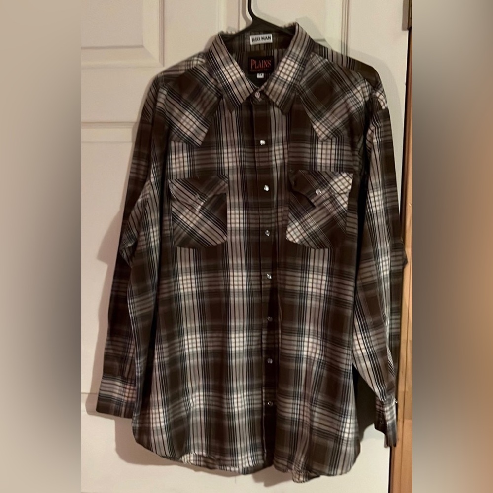 Pains western wear plaid western big man shirt, size 2X
blue, brown and cream